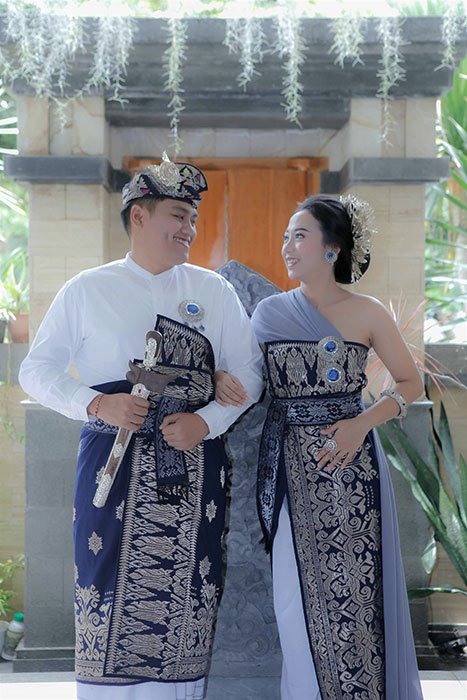 Pawiwahan : Nyoman & Made