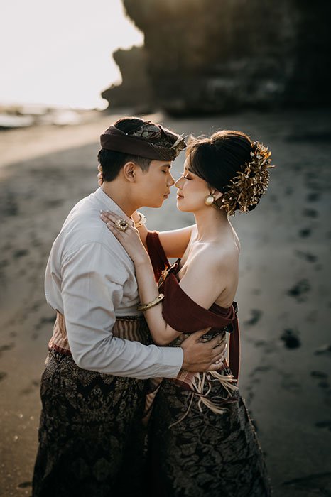 Pawiwahan : Gandhi & Yola