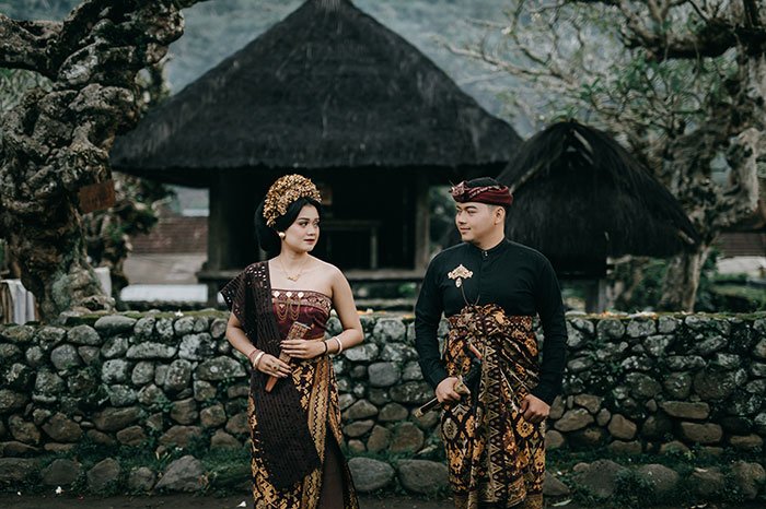 Pawiwahan : Mann Gus Ari & Desi Pratiwi