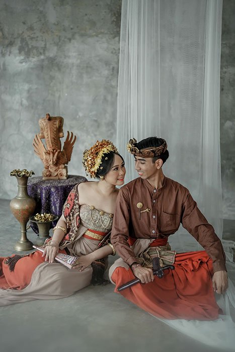 Pawiwahan : Weda & Devi