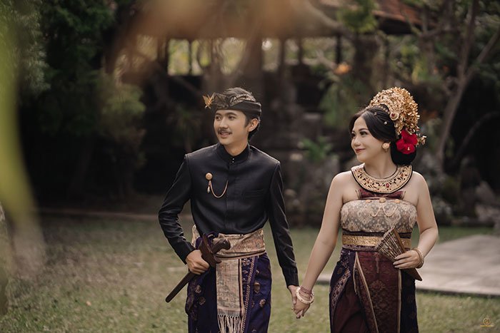 Pawiwahan : Lebor & Oktavia