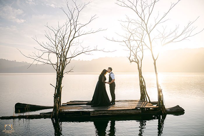 Pawiwahan : Suarjaya & Ari