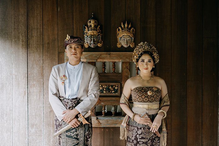 Pawiwahan : Yoga & Rai