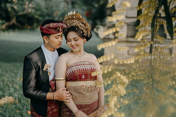 Pawiwahan : Yoga & Dwiyani